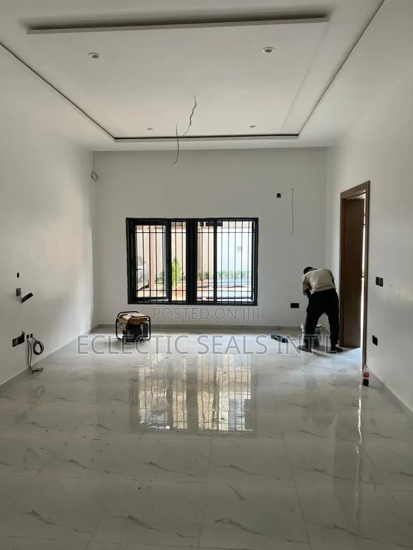 4bdrm Duplex in Mabushi for sale