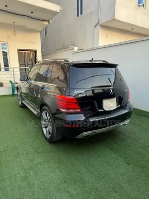 Mercedes-Benz GLK-Class 350 4MATIC 2013 Black