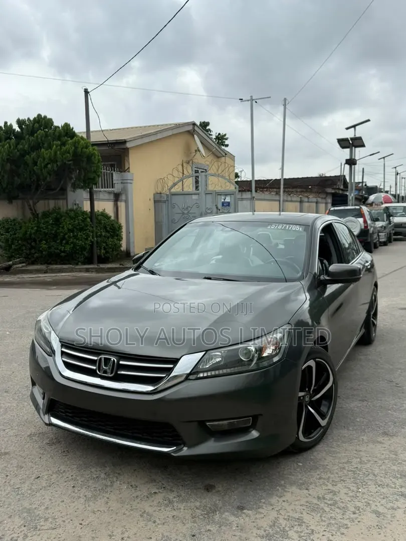 Honda Accord EX-L V-6 2dr Coupe FWD (3.5L 6cyl 6A) 2013 Gray