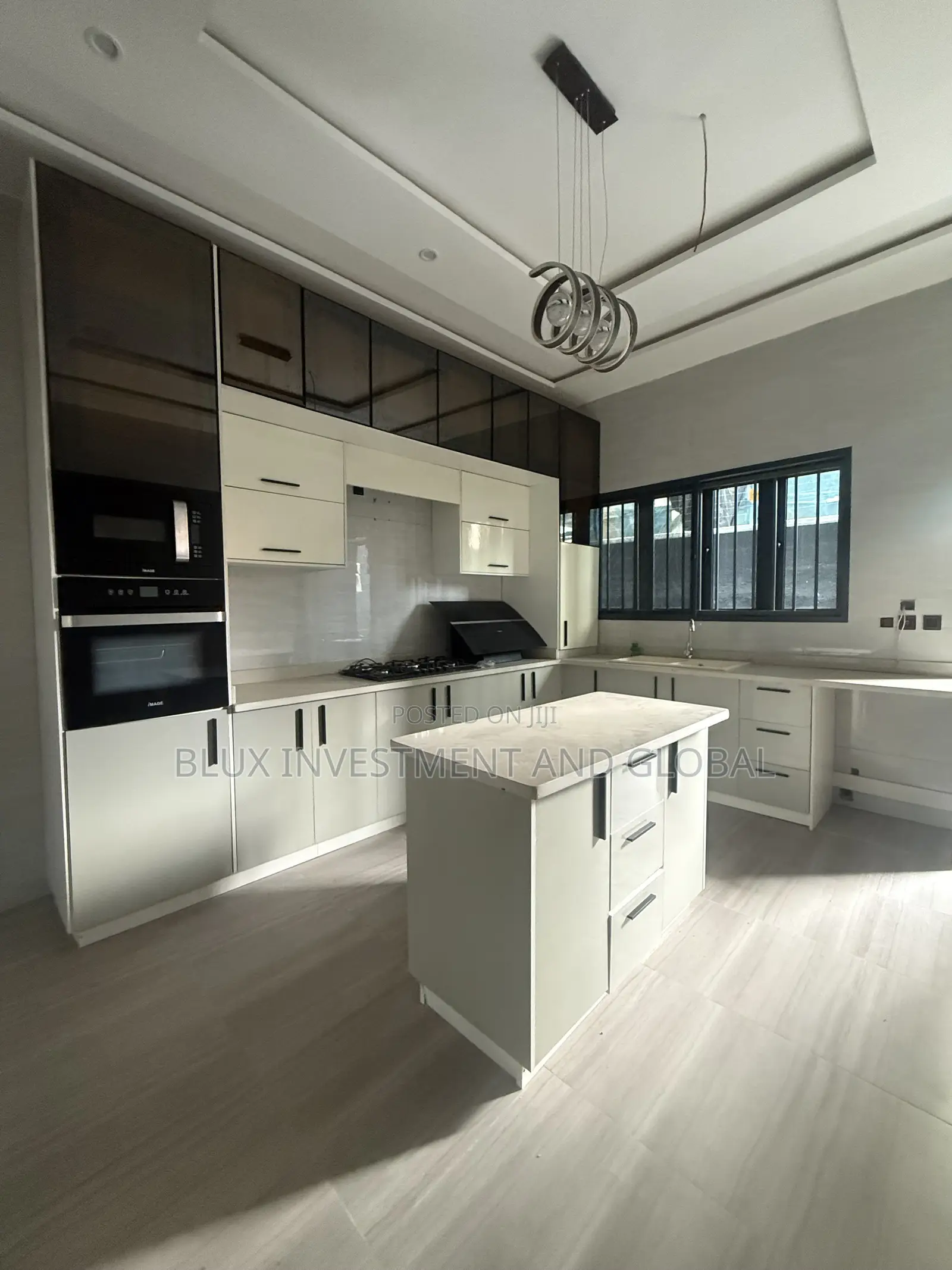 5bdrm Duplex in Oniru Vi, Victoria Island Extension for sale