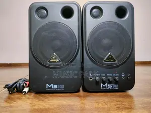 The "Yamaha Mr16 Studio Monitor Speakers