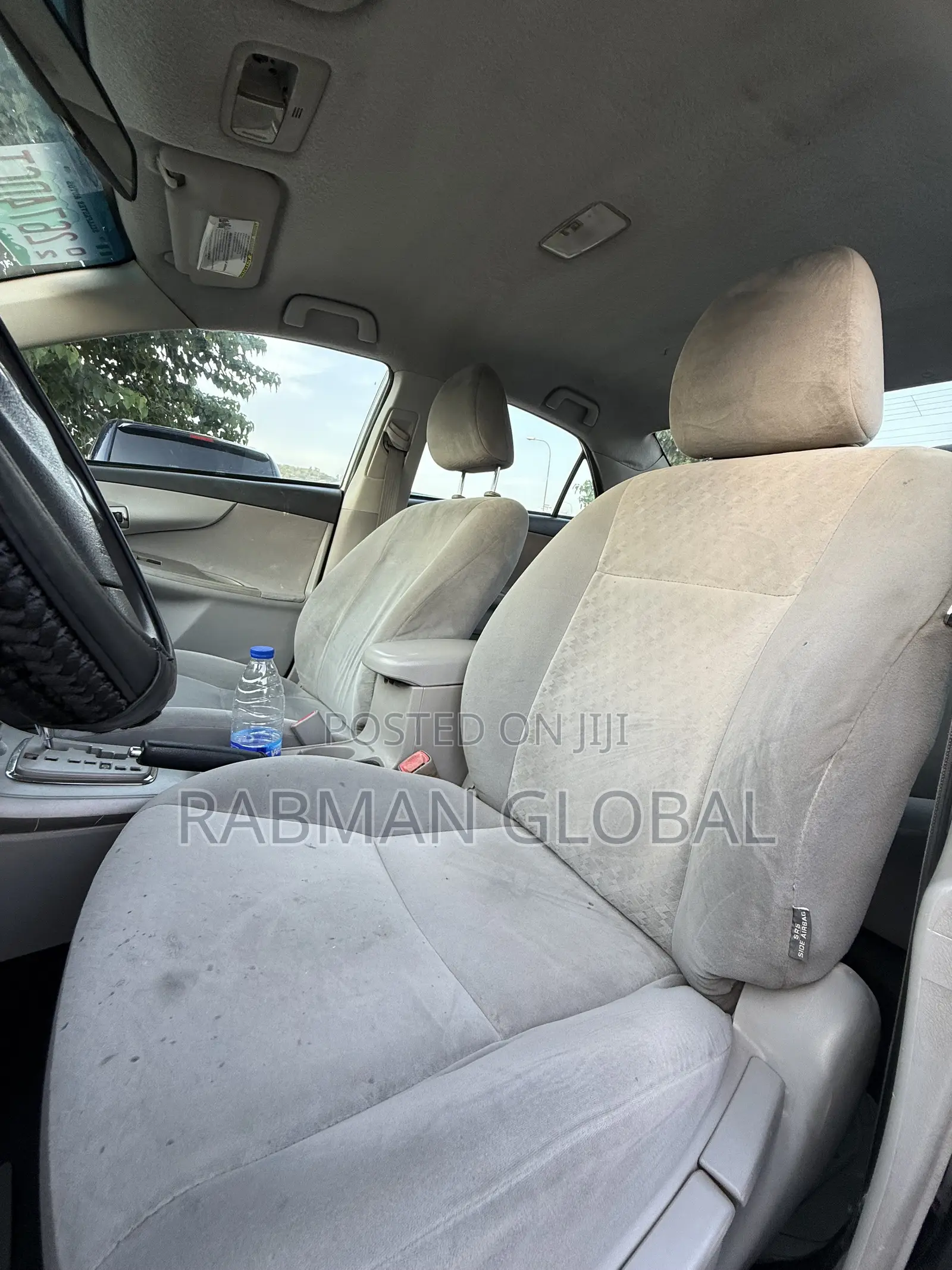 Toyota Corolla LE 4dr Sedan (1.8L 4cyl 4A) 2011 White
