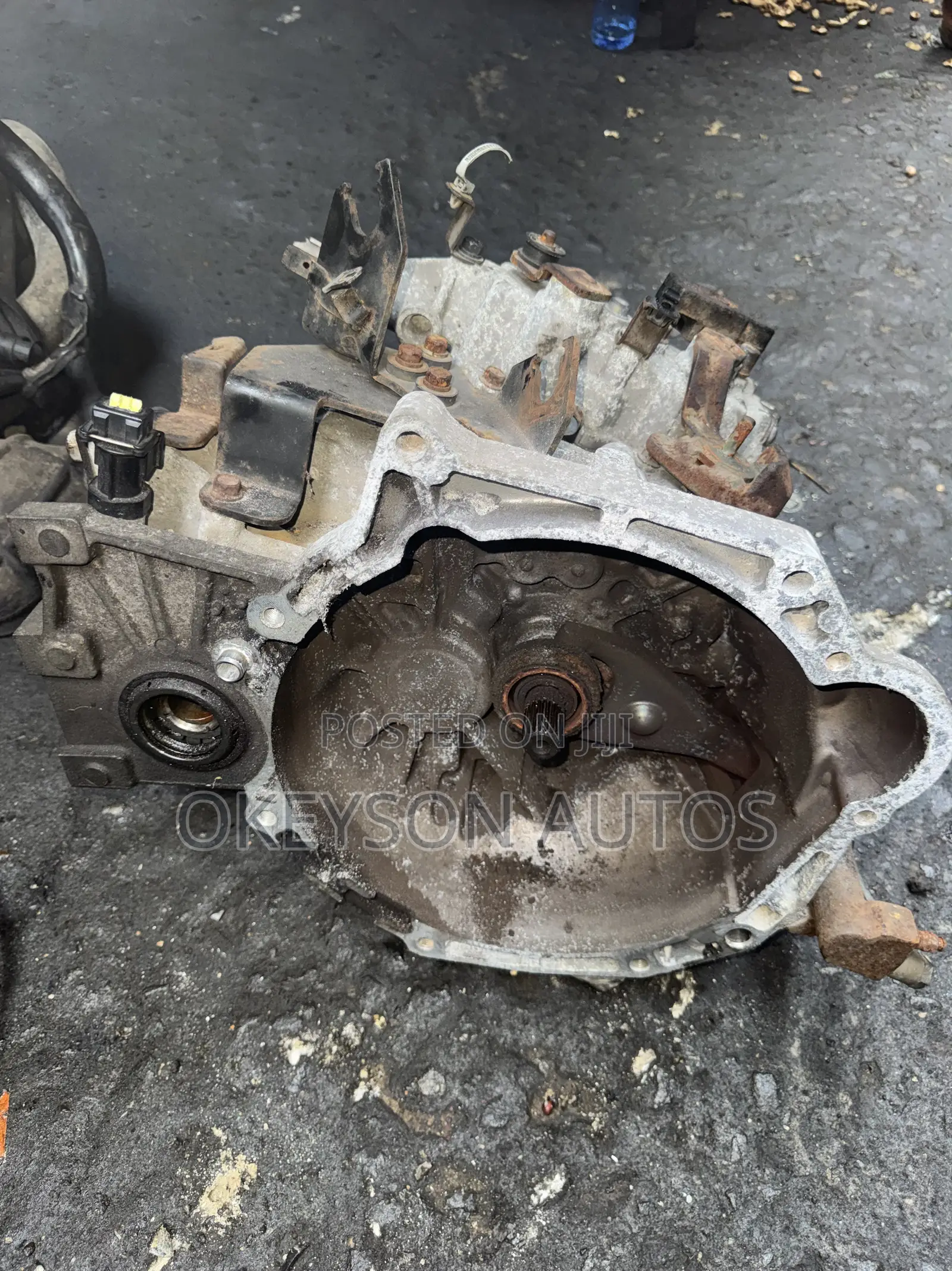Manual Gearbox for Hyundai Accent 2009-2012 Model