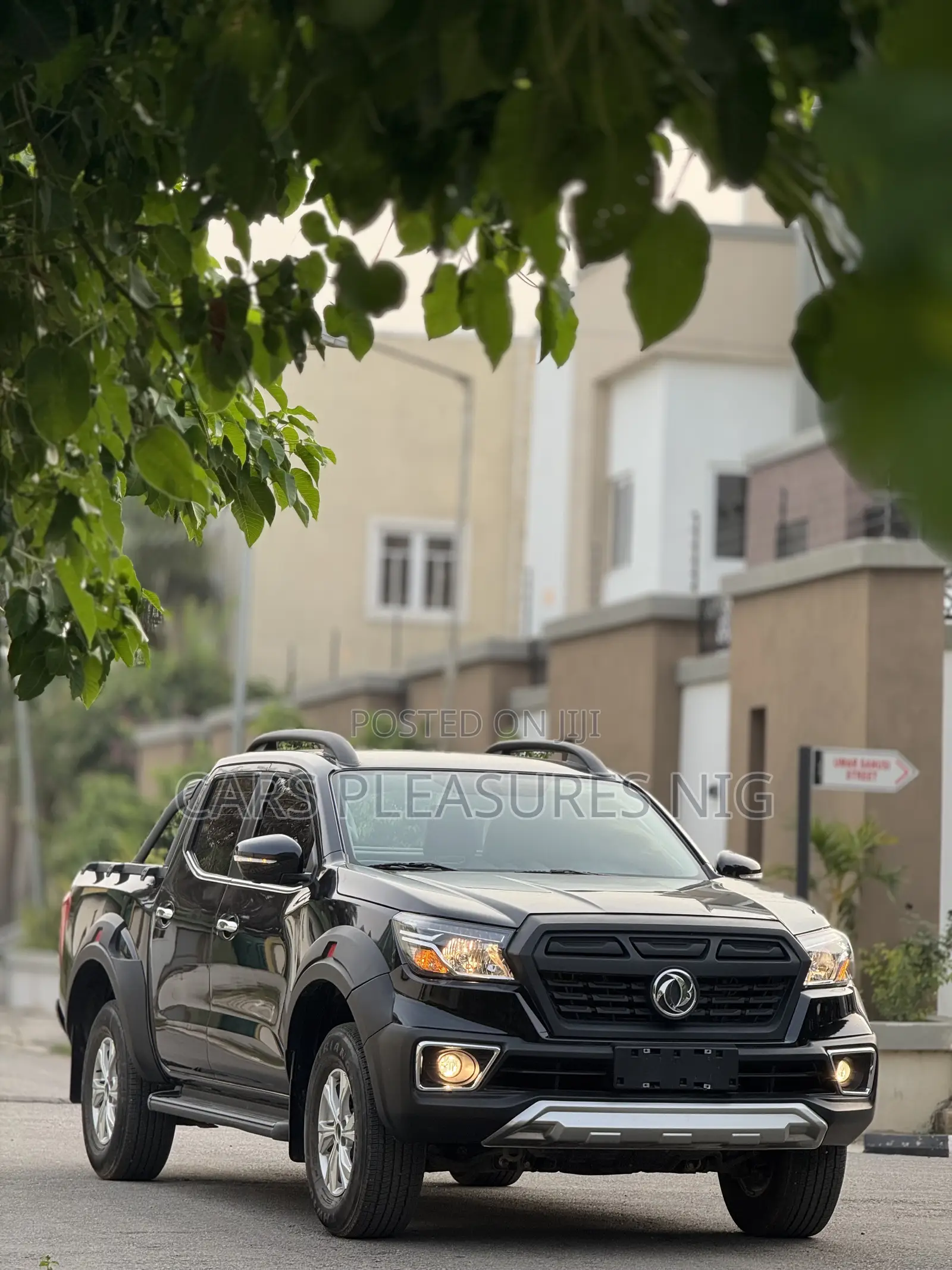 New Dongfeng Rich 6 2025 Black