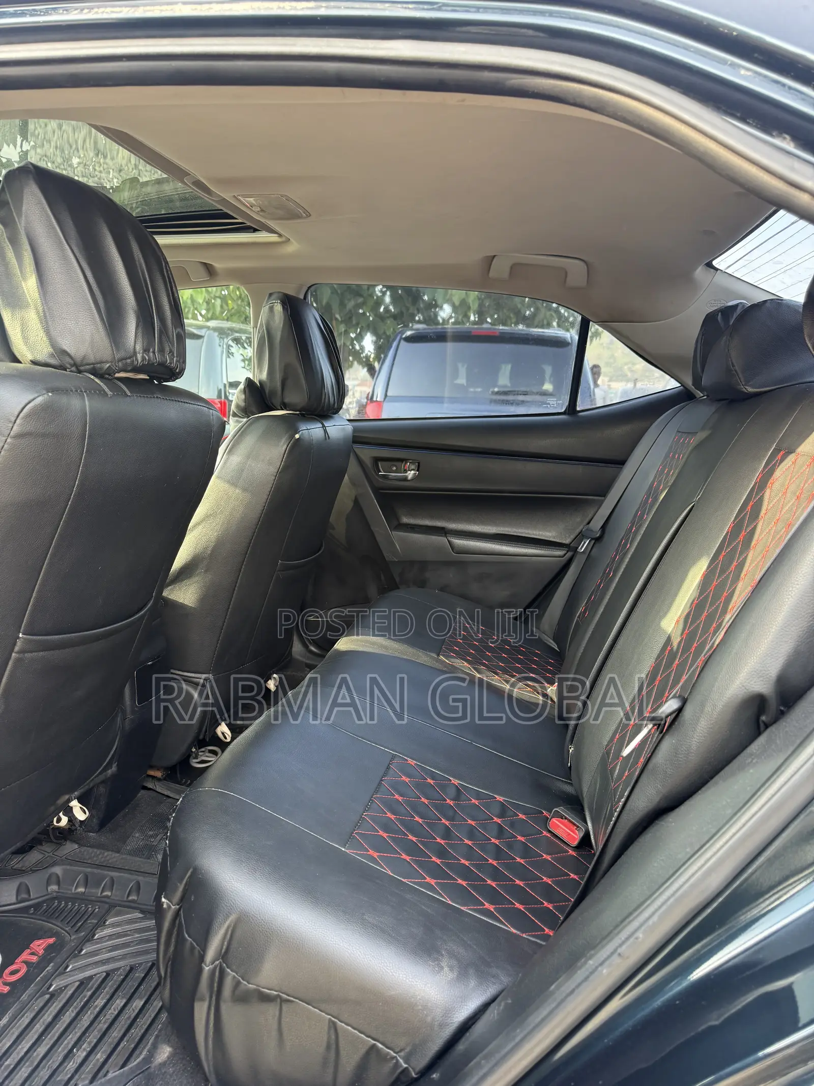 Toyota Corolla XSE 4dr Sedan (1.8L 4cyl CVT) 2017 Gray