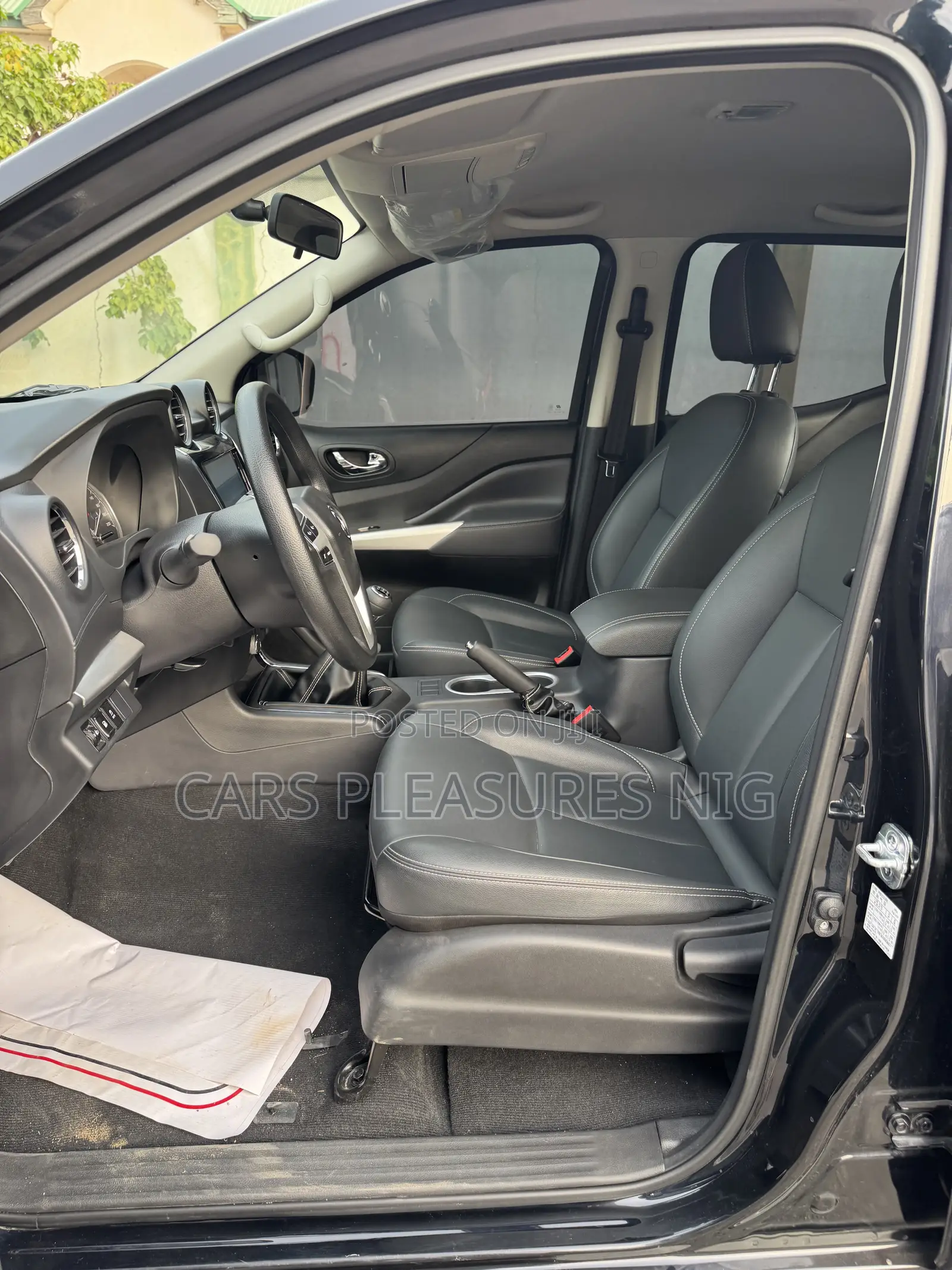 New Dongfeng Rich 6 2025 Black