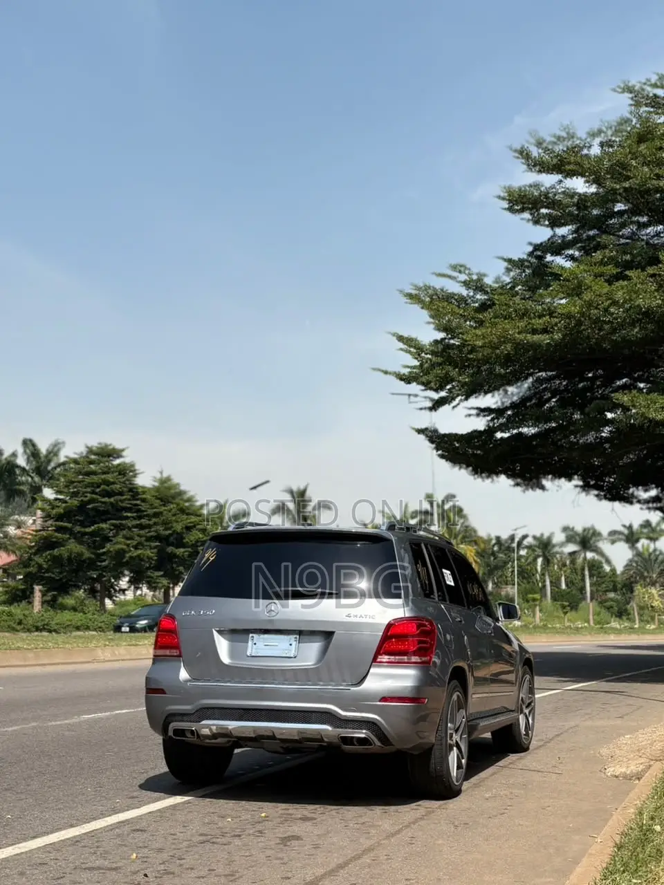 Mercedes-Benz GLK-Class Base GLK 350 4dr AWD 4MATIC (3.5L 6cyl 7A) 2015