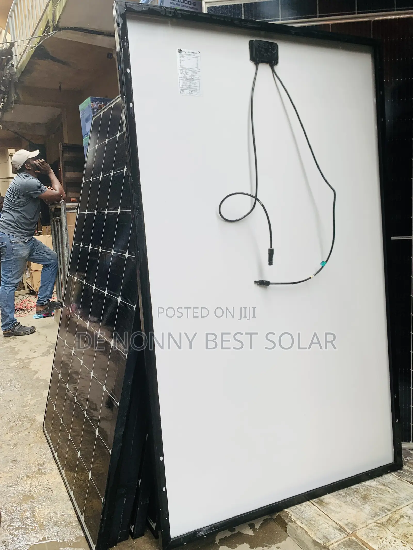350watts LG Solar Panel