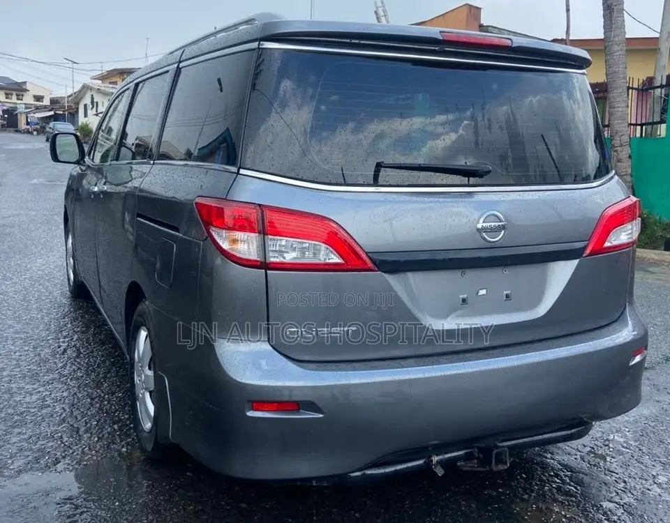 Nissan Quest SV 4dr Minivan (3.5L 6cyl CVT) 2015 Gray