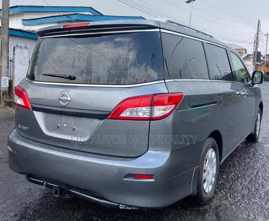 Nissan Quest SV 4dr Minivan (3.5L 6cyl CVT) 2015 Gray