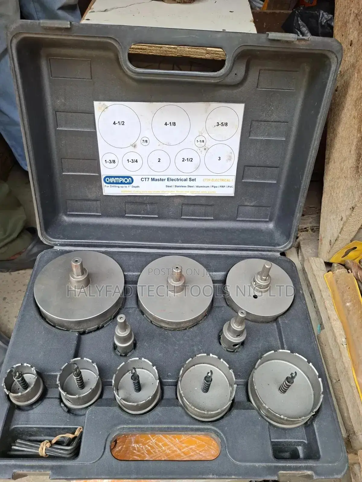 10 PCS Champion Ct7 Master Carbide- Tripped Hole Saw Set