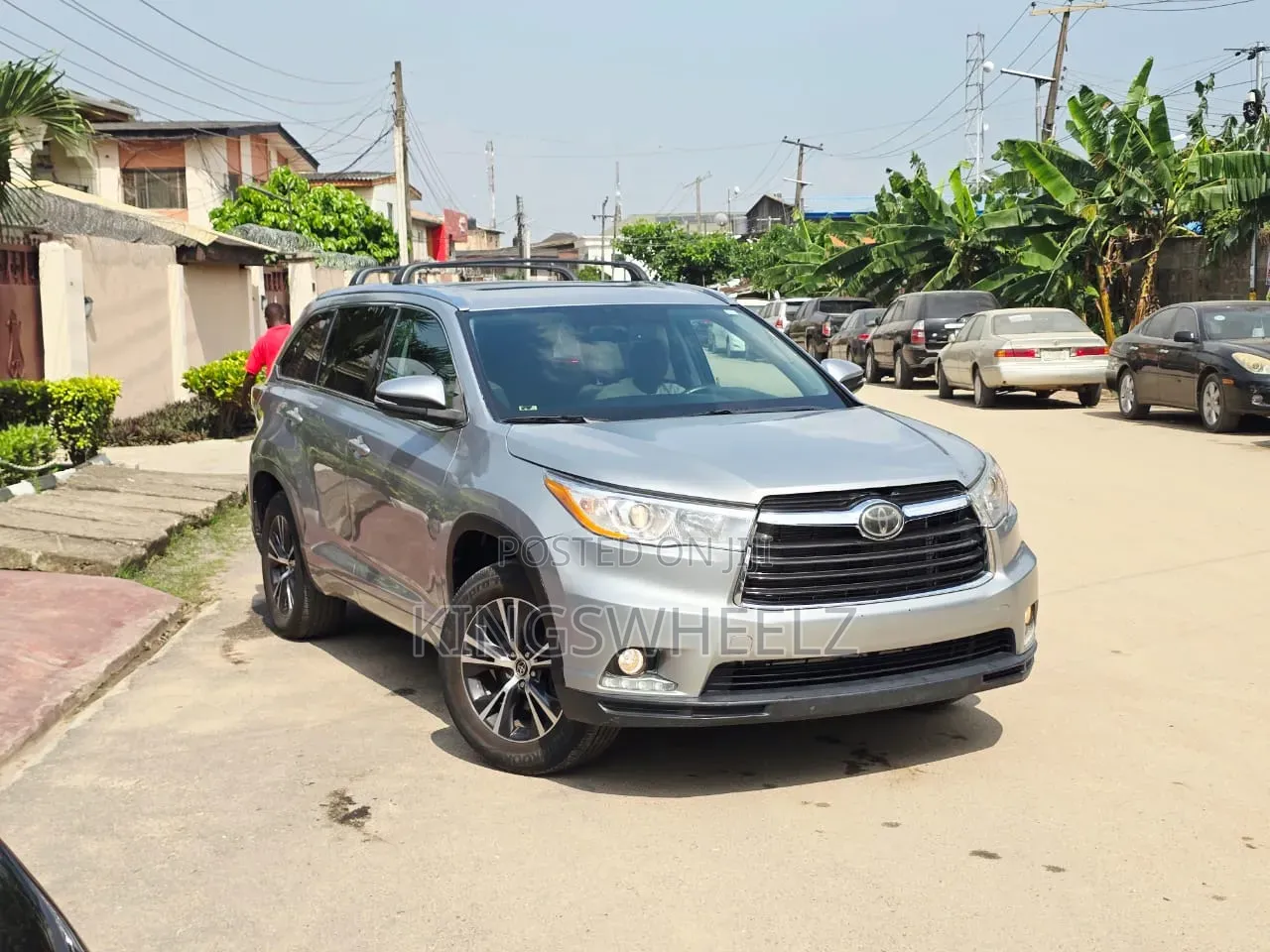Toyota Highlander XLE V6 4x2 (3.5L 6cyl 6A) 2016 Silver