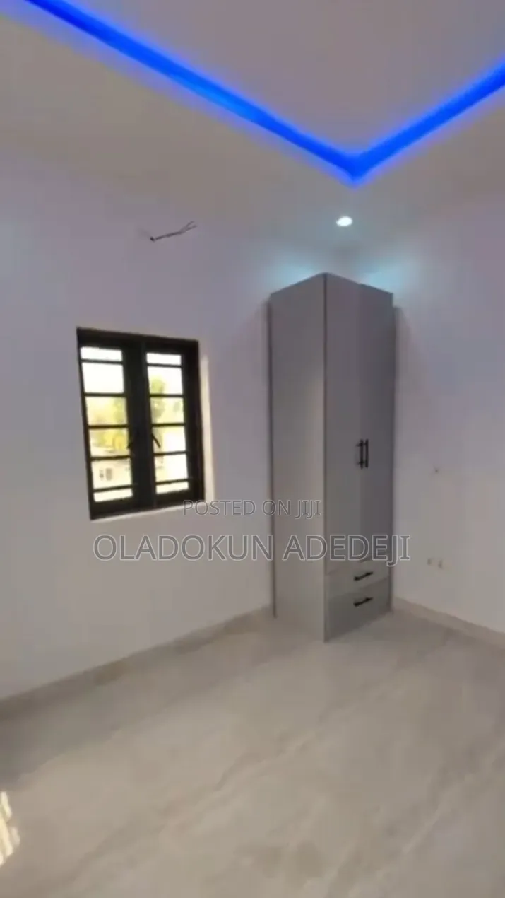 Furnished 1bdrm Block of Flats in Oregun for rent