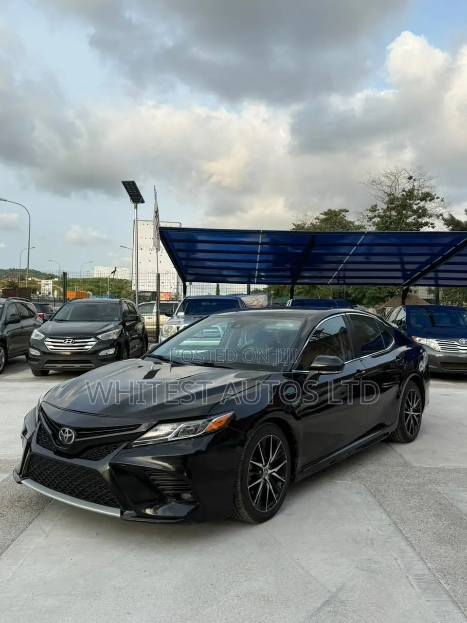 Toyota Camry SE 2022 Black