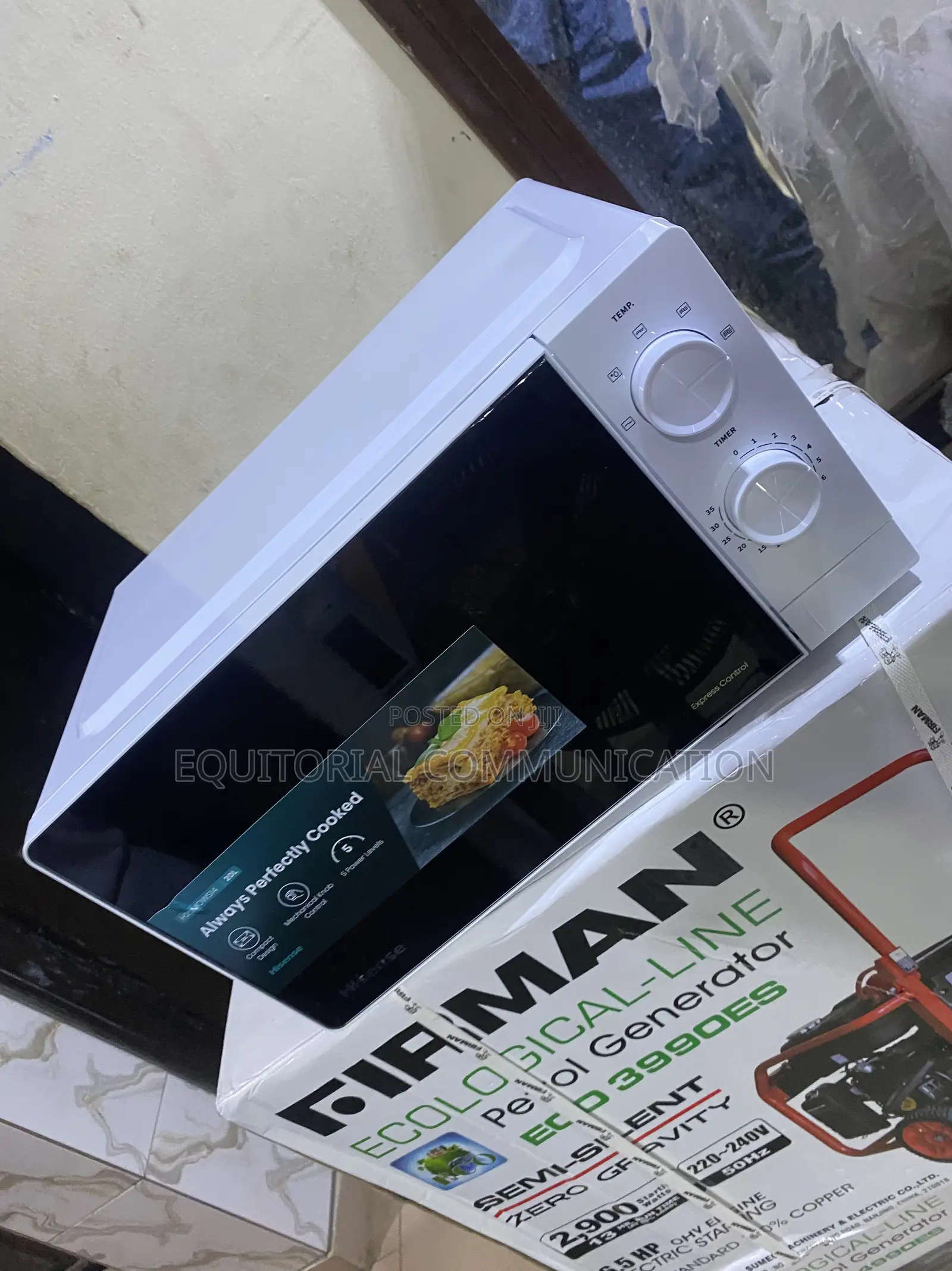 Hisense 20L Manual Heating Oven H20MOWS14 7000W