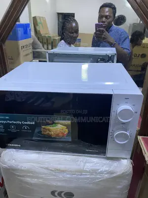 Hisense 20L Manual Heating Oven H20MOWS14 7000W
