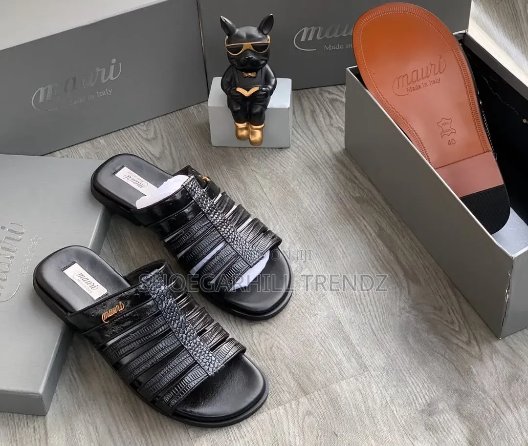Maurizo Leather Palm Slippers in Versatile Designs