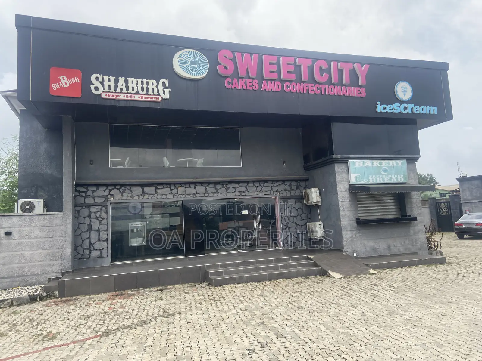 Commercial 4bdrm Duplex to Let on Awolowo Rd, Old Bodija Ibadan
