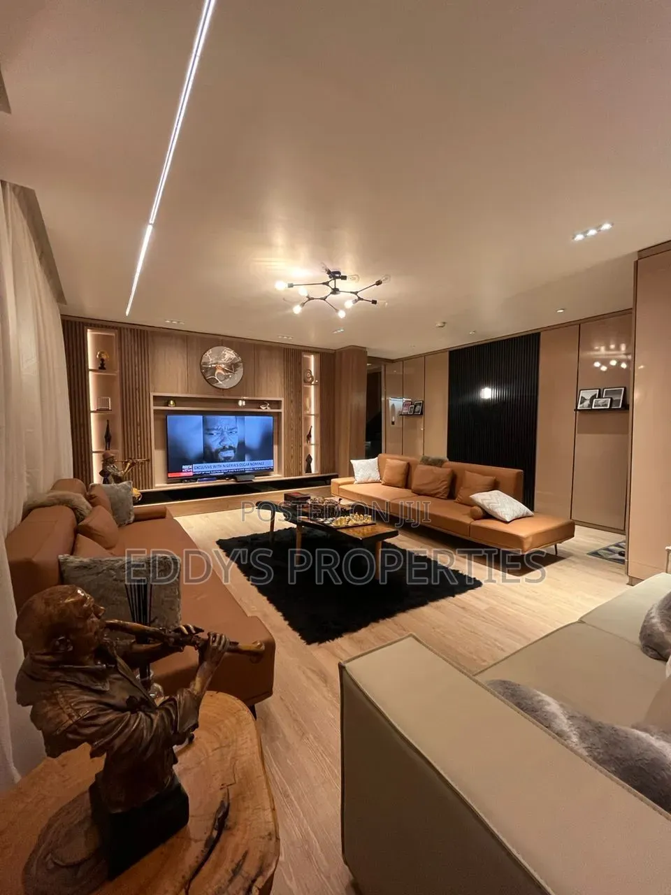 Luxury 5 Bedroom Apartment