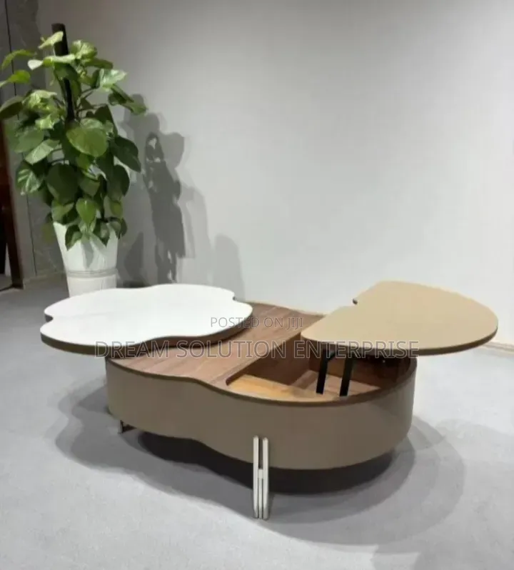 Quality Imported Center Table With Rotating Top and Storage