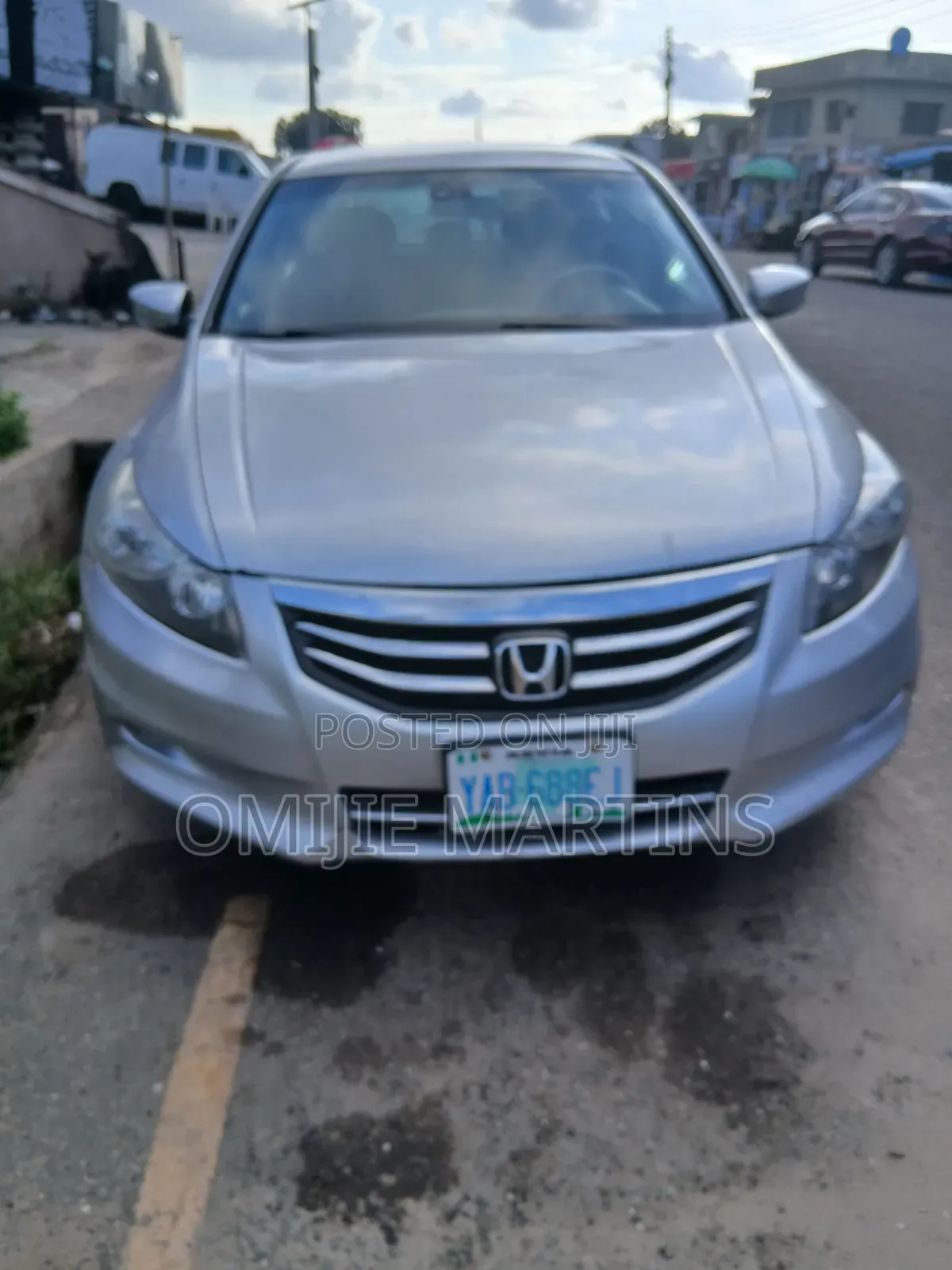 Honda Accord 2012 Silver