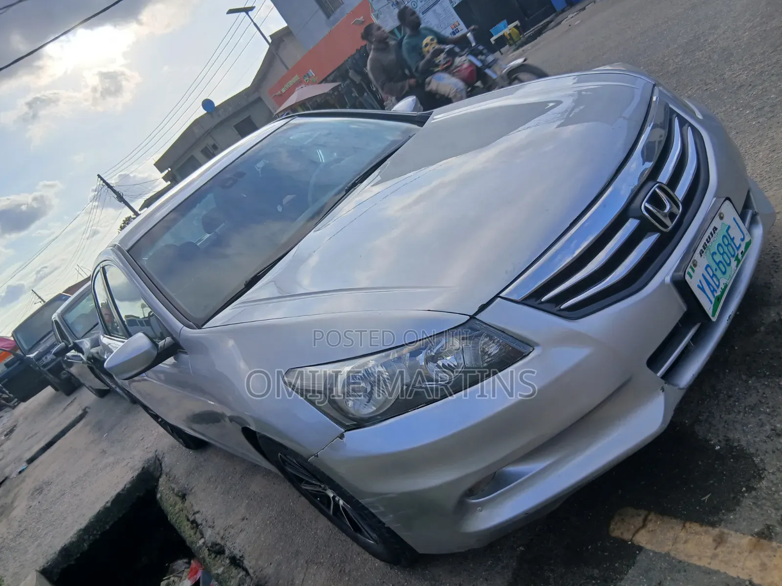Honda Accord 2012 Silver