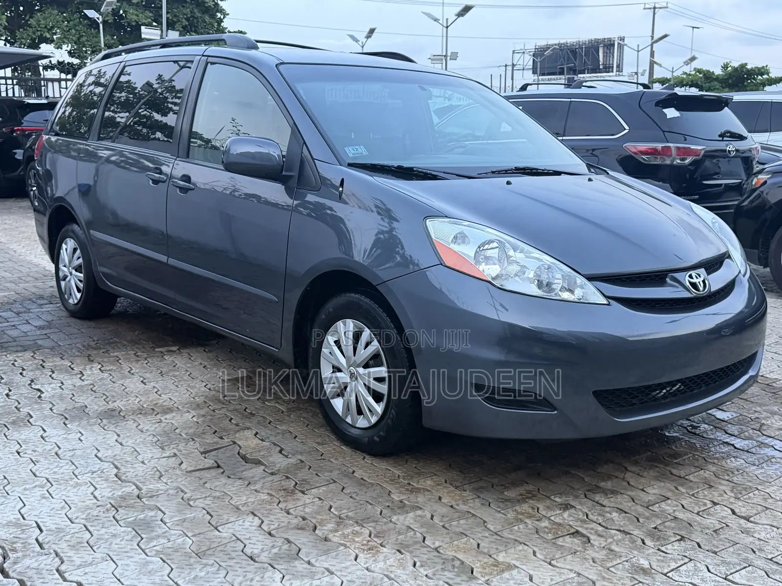 Toyota Sienna LE 2008 Gray