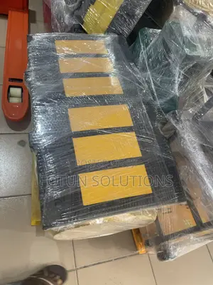 Heavy Duty Speed Breaker 90cm