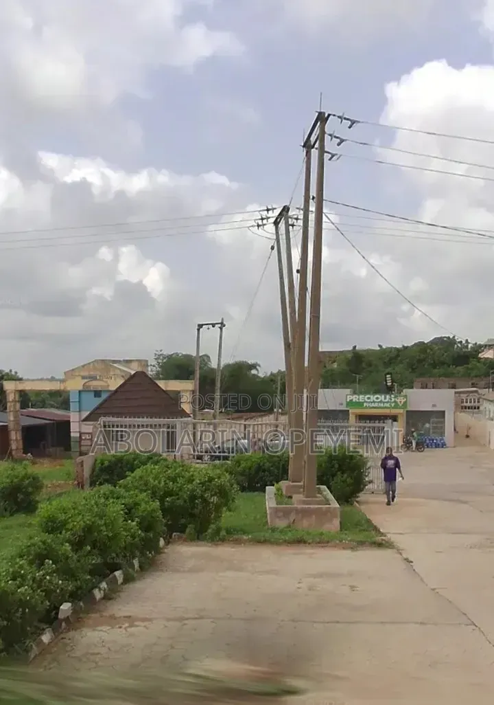 4 Plots of Land Beside Precious Pharmacy Oke Mosan (Sidipon Estate)abk