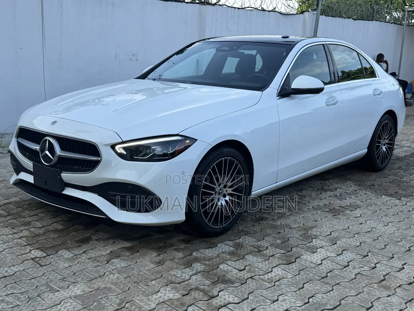 Mercedes-Benz C300 2024 White