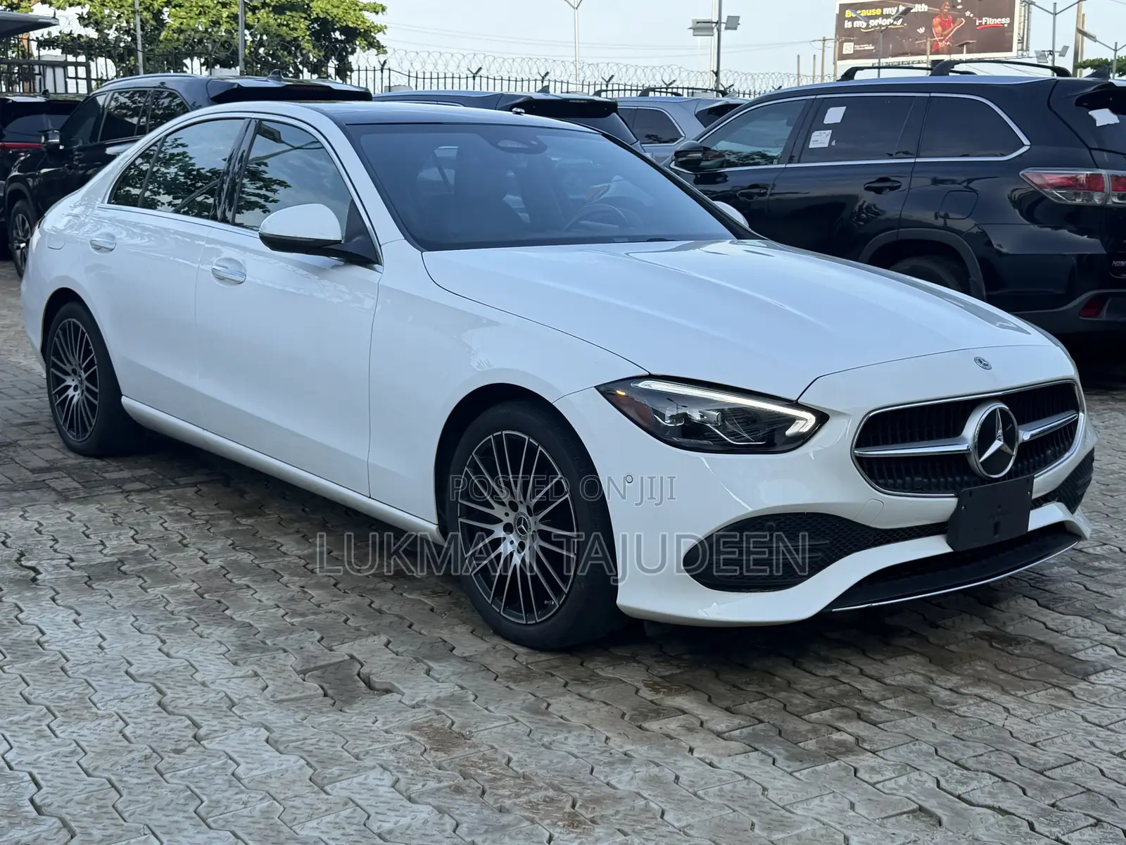 Mercedes-Benz C300 2024 White
