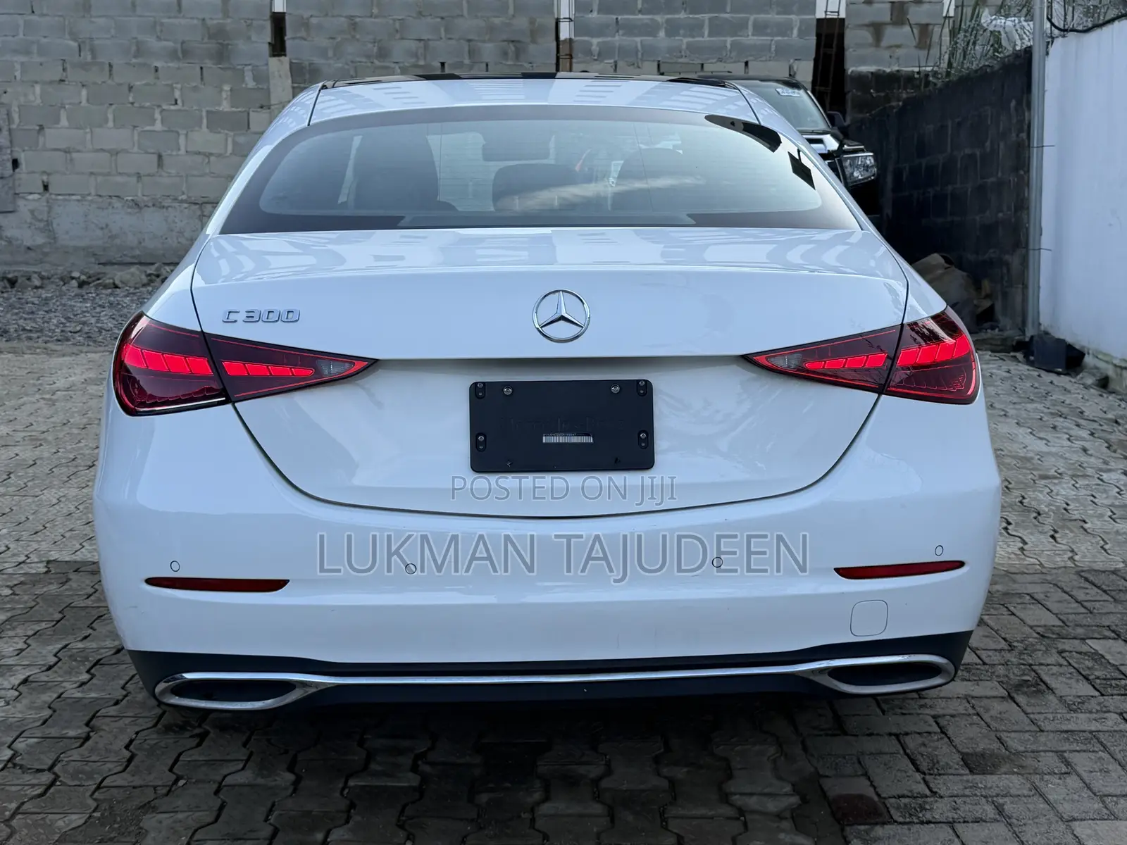 Mercedes-Benz C300 2024 White
