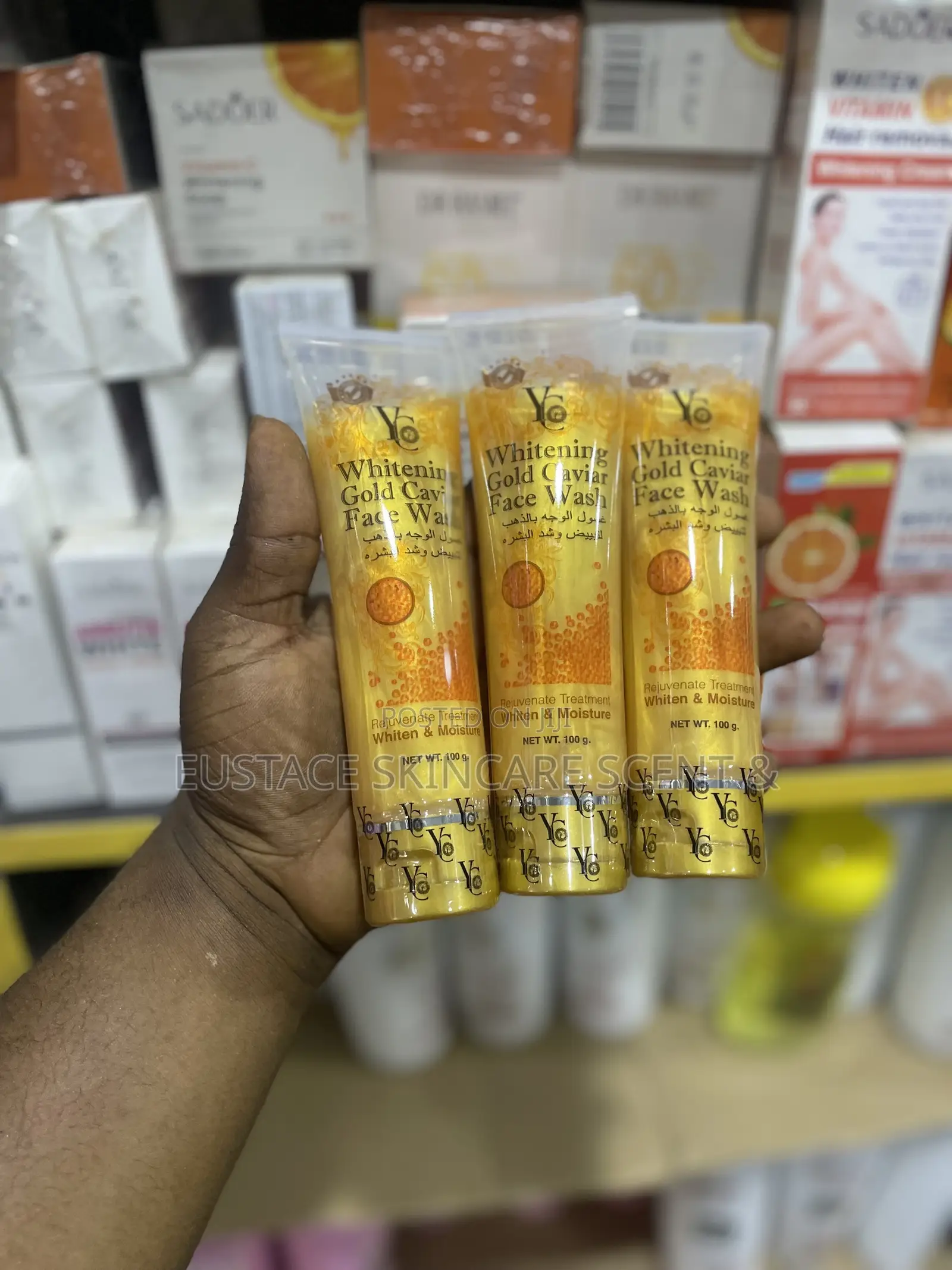Whitening Glod Carviar Face Wash