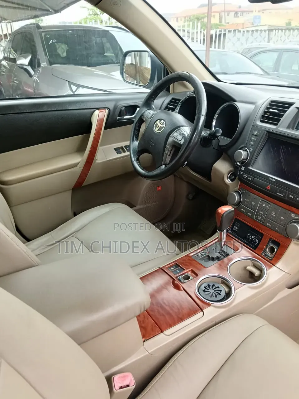 Toyota Highlander Limited 2010 White