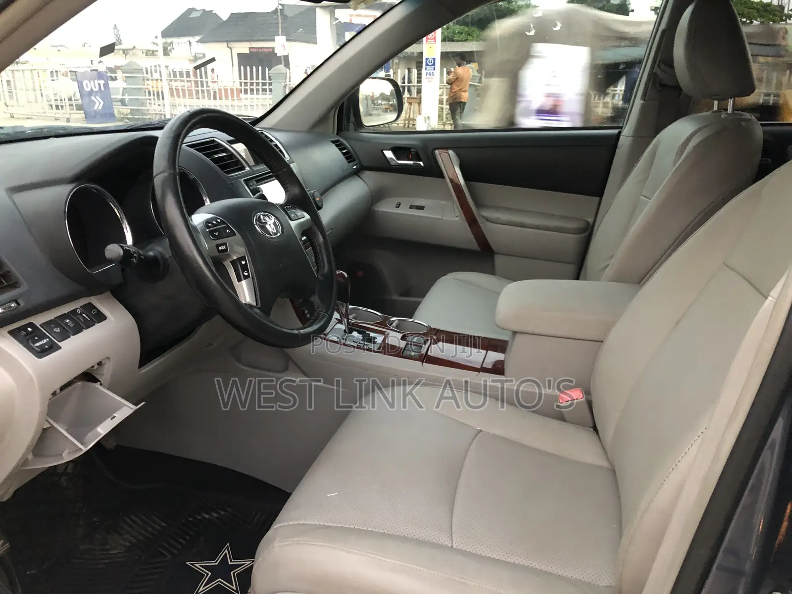 Toyota Highlander 3.5L 4WD 2013 Gray
