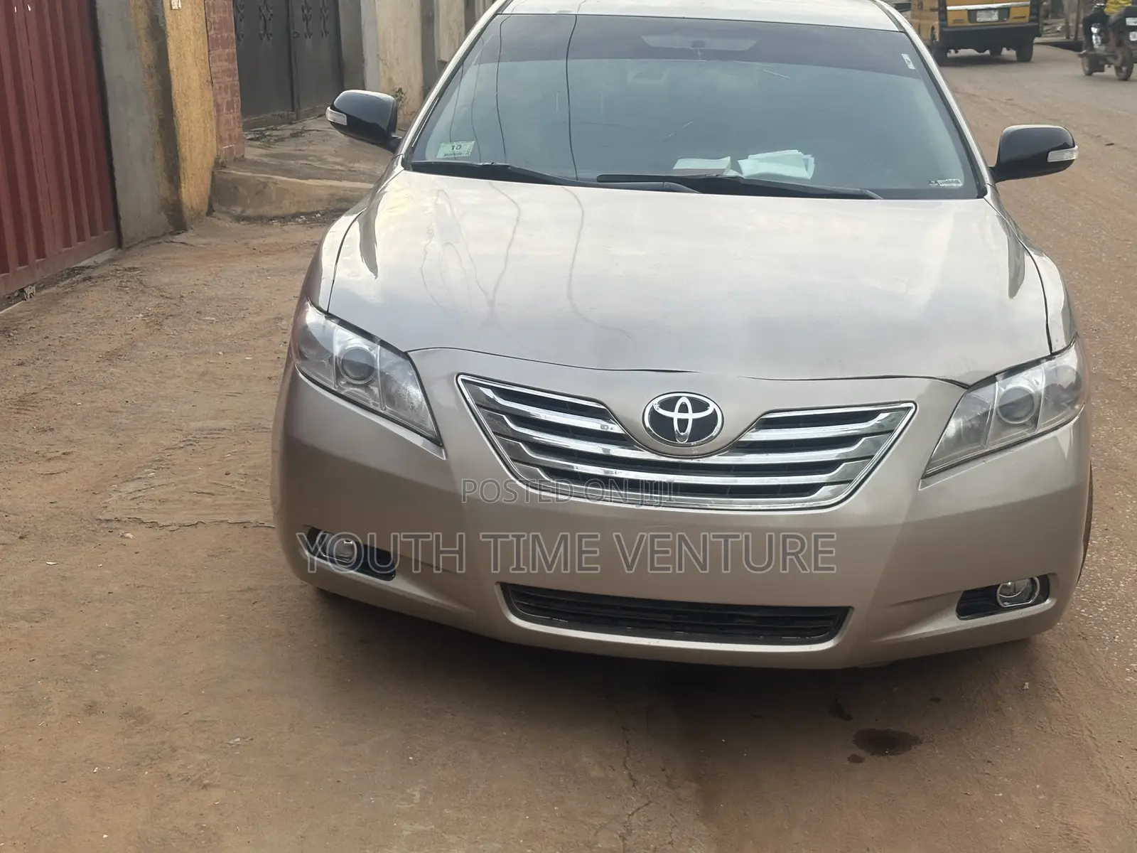 Toyota Camry 2.4 LE 2008 Gold