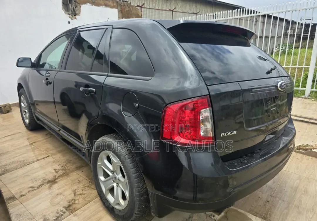 Ford Edge Limited 4dr FWD (2.0L 4cyl 6A) 2013 Black