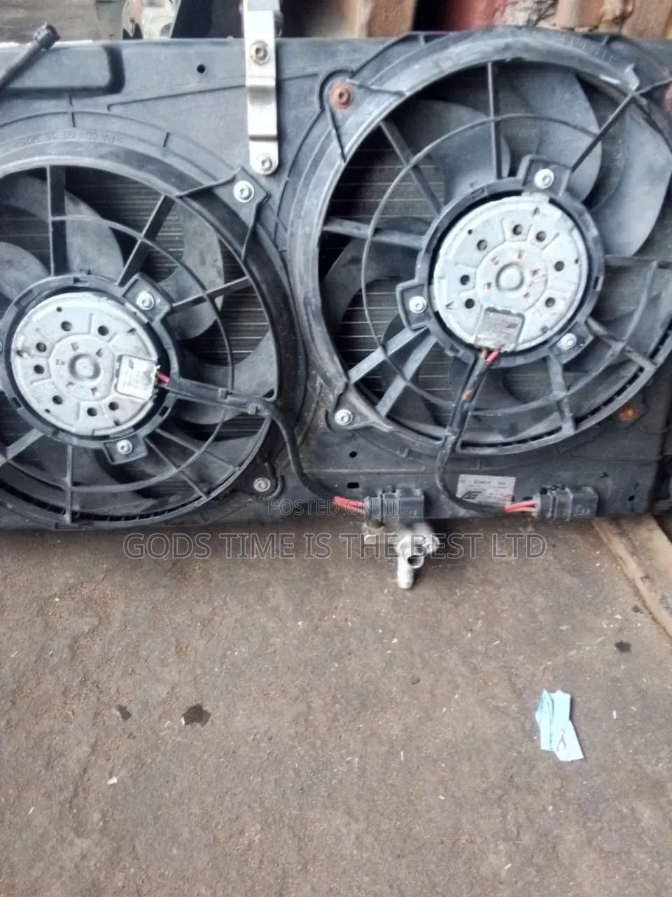 Complete Radiator and Fan for Sharon 2005 Model