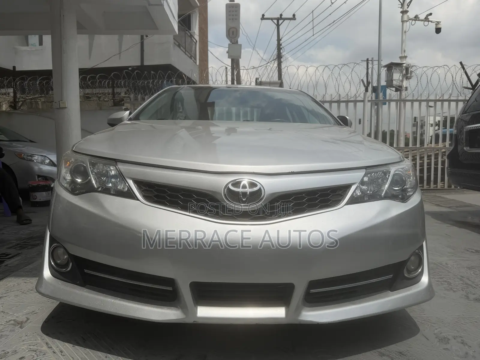Toyota Camry SE 4dr Sedan (2.5L 4cyl 6A) 2012 Silver