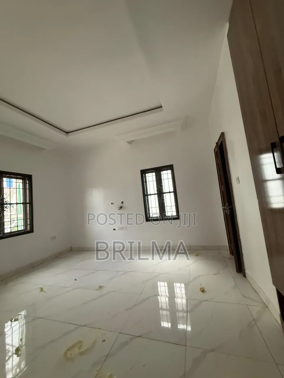 4bdrm Duplex in Jahi for sale