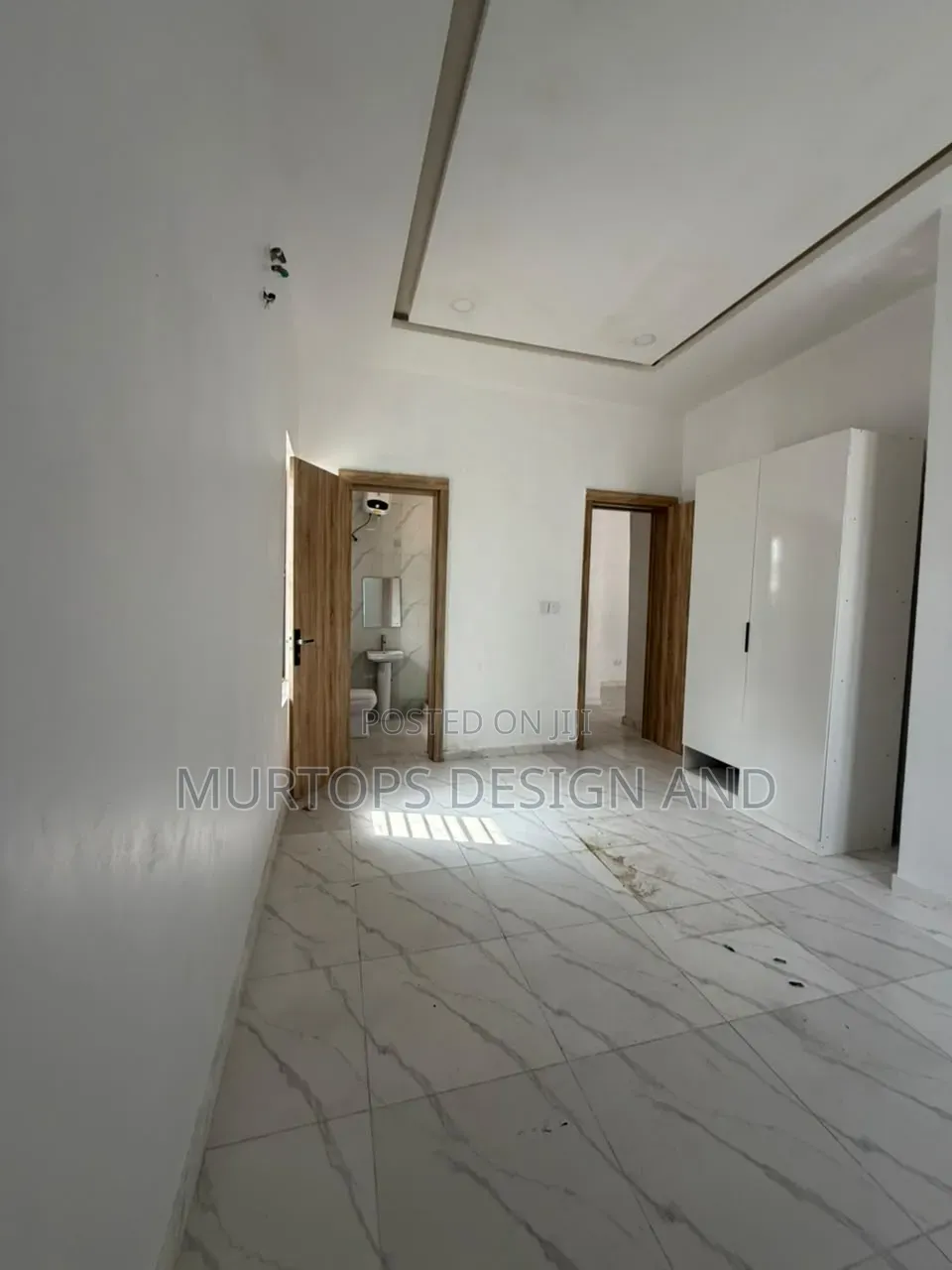 2bdrm Apartment in Lekki Phase 2 for rent