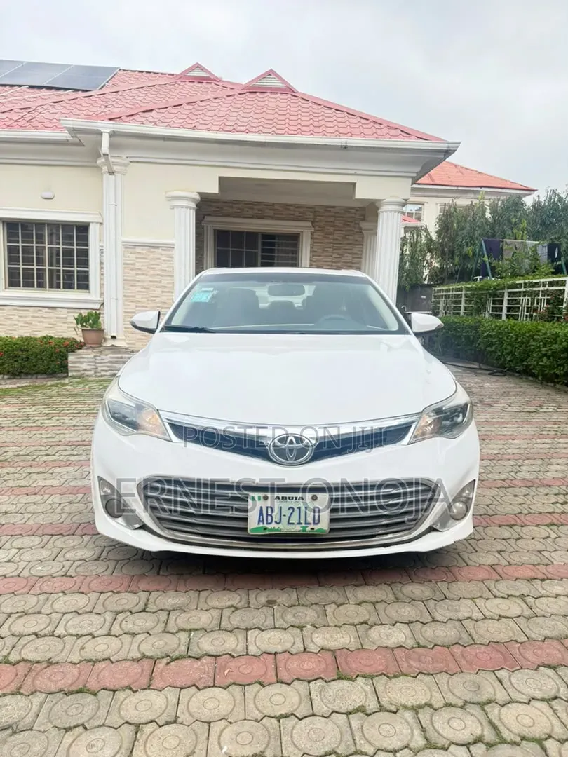 Toyota Avalon 2015 White