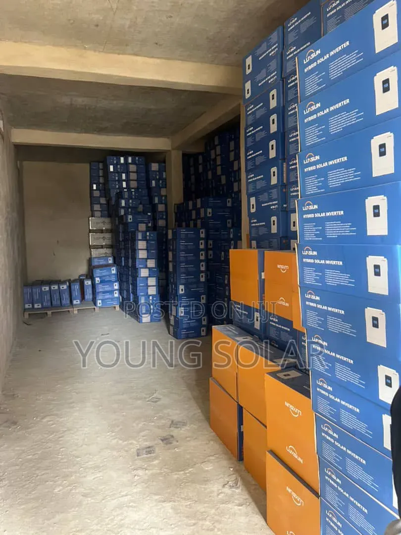 Felicity Inverter and Batteries