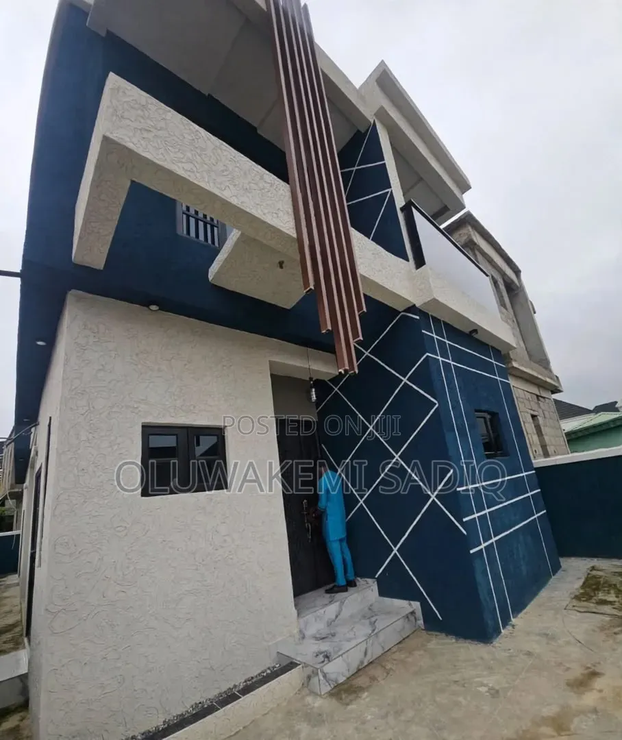 4bdrm Duplex in Opic Isheri North for sale