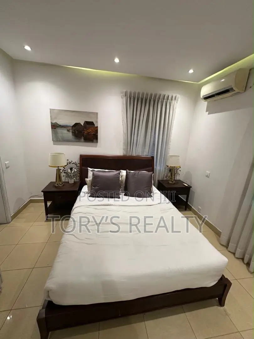Furnished 2bdrm Penthouse in Gerard Road for rent