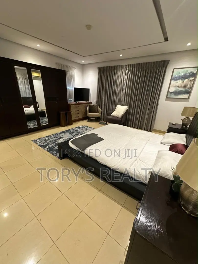 Furnished 2bdrm Penthouse in Gerard Road for rent