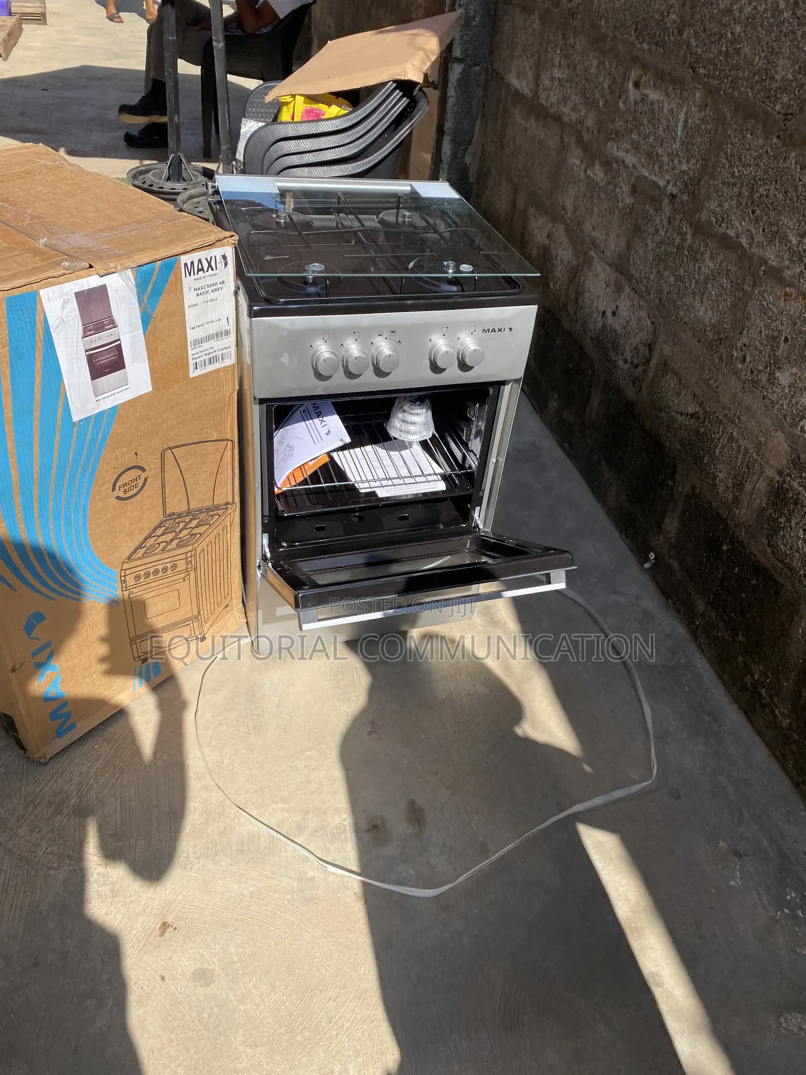 MAXI Four-Burner Gas Stove With Oven, 50x50cm FSC40G2
