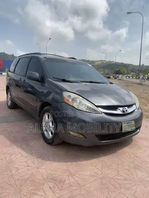 Toyota Sienna 2006 Gray