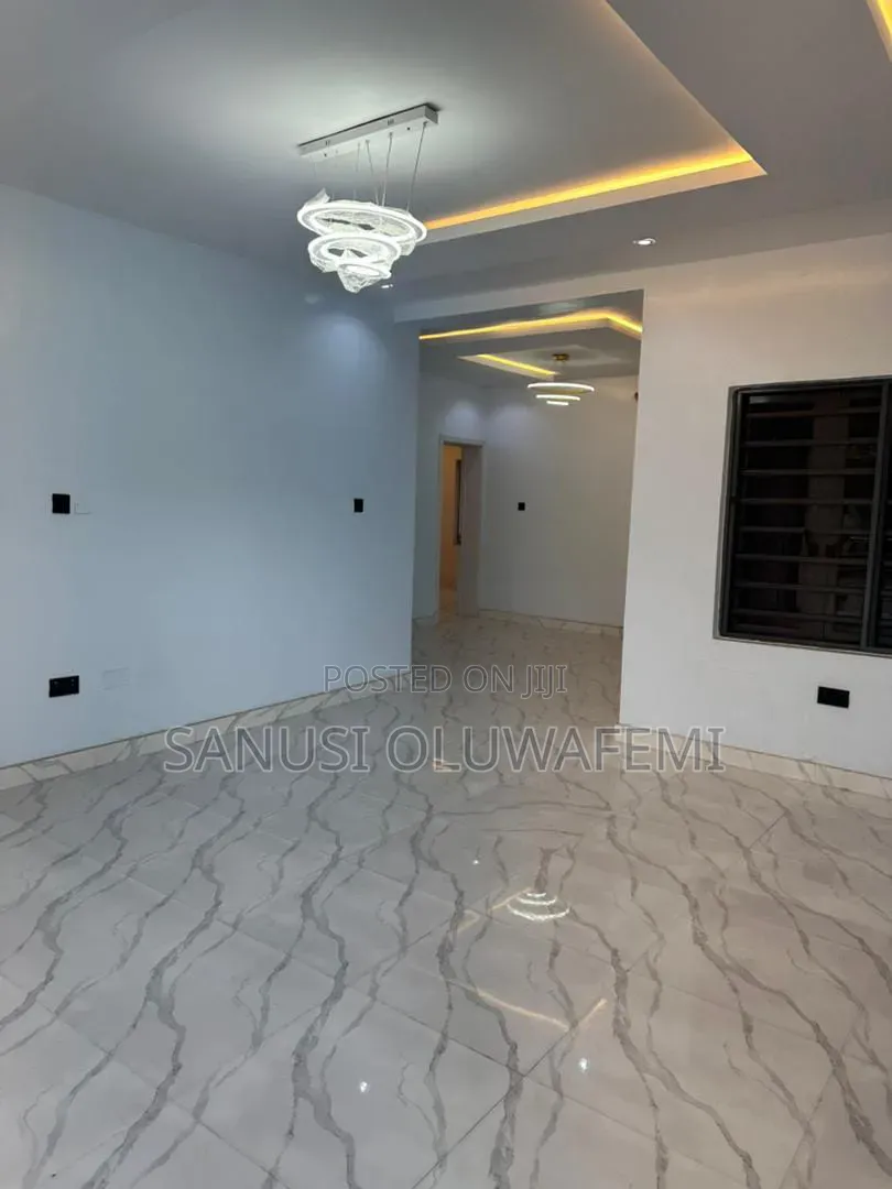 4bdrm Maisonette in Ikeja GRA for rent