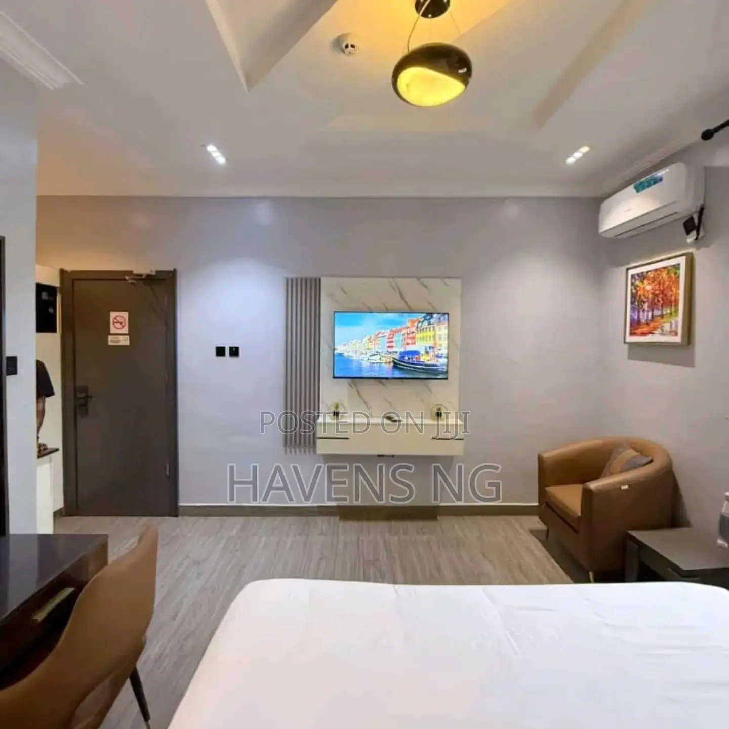 Cozy Studio Apartment With Swimming Pool